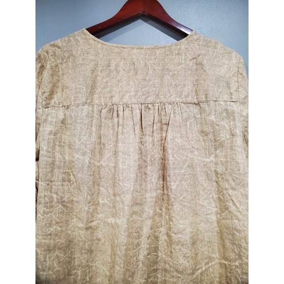 Chico's Tan/Cream Crackle Print Embroidered Floral V-Neck Popover Top Sz 3 XL - Picture 12 of 12